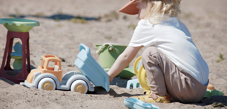 Strandlek för alla åldrar! 