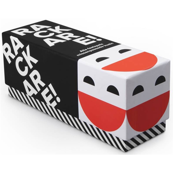 Rackare: Alla Festspels Missanpassade Kusin